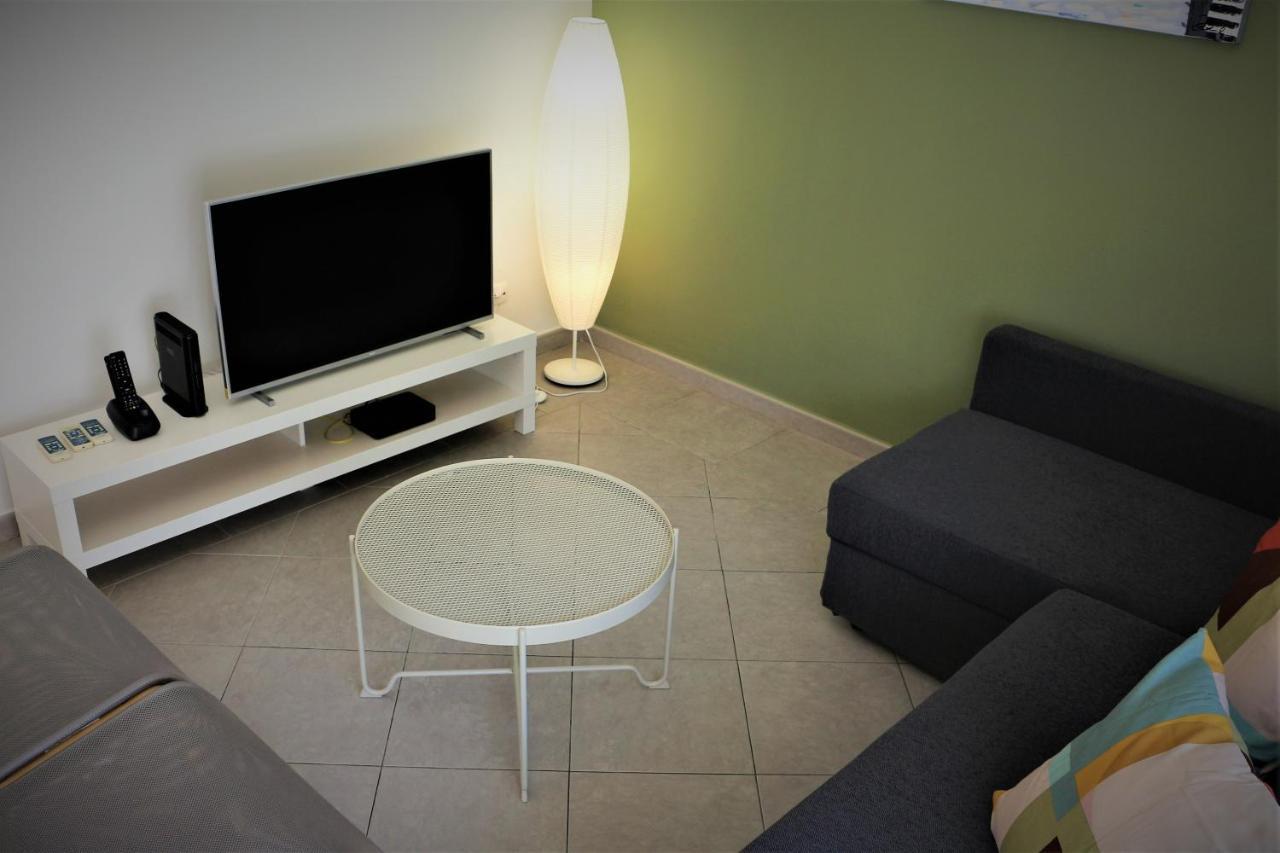 Lovely Apartment In Carvoeiro By The Beach エクステリア 写真