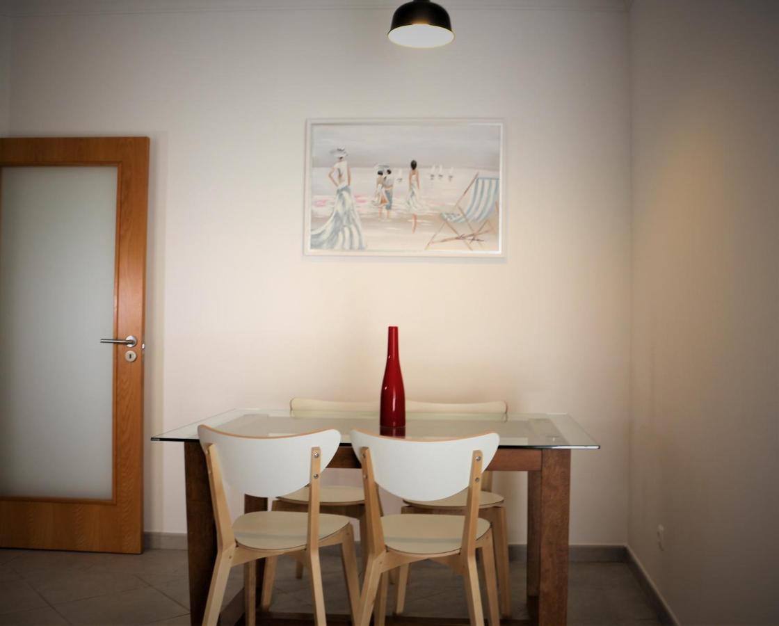 Lovely Apartment In Carvoeiro By The Beach エクステリア 写真