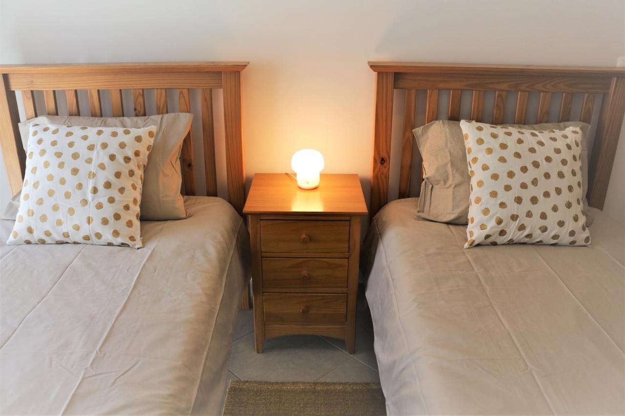 Lovely Apartment In Carvoeiro By The Beach エクステリア 写真